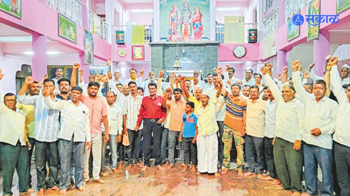 Shaktipith Highway farmers protest