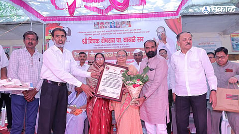 Life Dedicated to Education: Shiva-Vyakhyate Deepak Wable Retires After Glorious Service