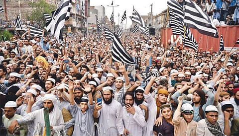 पाकिस्तानी जनतेचीच सरकारविरोधात बंडखोरी 