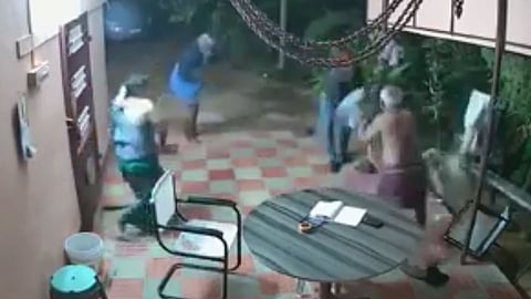 old age Couple Fights Off Armed Robbers in Tamil Nadu