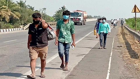 Villages made rules for those coming from Mumbai and Pune due to corona