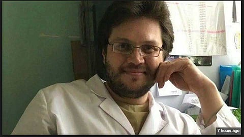 मित्राचे तुकडे करुन थांबला नाही, रक्तही प्यायले!