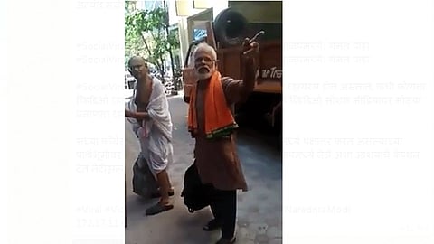 असे नेले मोदींनी गांधीना काँग्रेसमधून भाजपमध्ये! गंमत पाहा (व्हिडिओ)