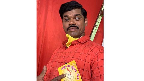 Actor Siddhartha Jadhav new look for lagnakallol marathi movie