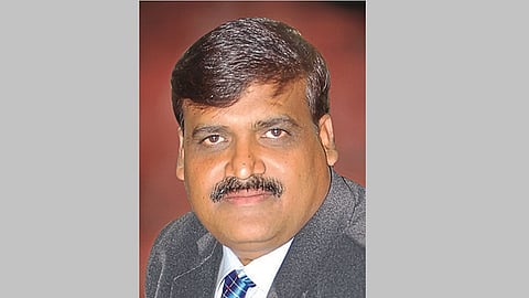 Nagpur professor is in list of world scientists 