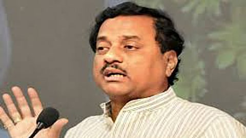 ...तोपर्यंत वर्तमानपत्राचे अस्तित्त्व अबाधित : सुनील तटकरे