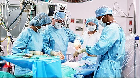 सेफ्टी पीन बेतली जिवावर