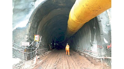 Tunnel