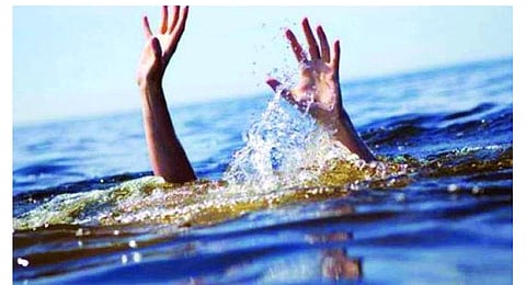 The mother also committed suicide after throwing two daughters in the pool after a dispute with her husband belgum marathi news