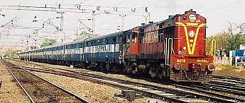 Shirdi-Mumbai-Pandharpur trains should be restarted