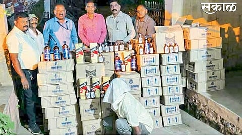 illegal alcohol rupees 8 lakh found in lote ratnagiri