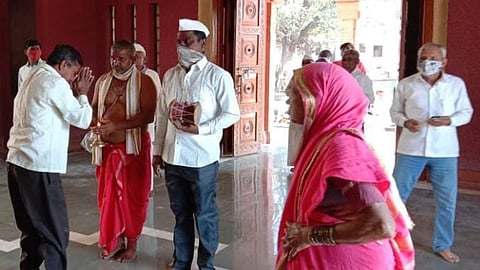 दीर्घ प्रतीक्षेनंतर कोपर्डे हवेलीत मंदिर उघडले; सिध्दनाथ दर्शनासाठी भाविकांच्या रांगा