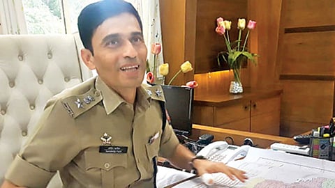 पोलिस अधीक्षक संदीप पाटलांची धडक कारवाई; तीन पोलिस बडतर्फ 