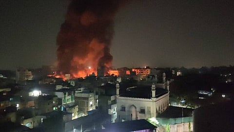 fashion street fire