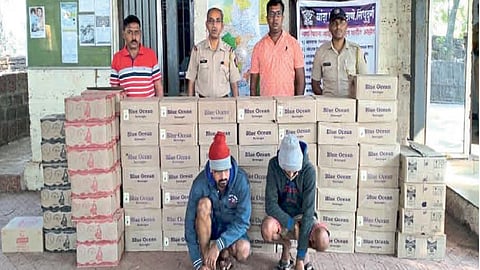 illegal alcohol confiscated from sindhudurg police in banda sindhudurg rupees 3 lakh and above