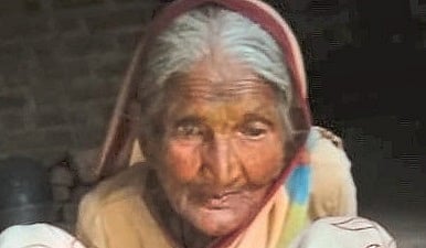  The story of Parubai; Karewadi's humanity!