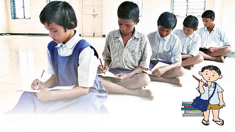 The first Standerd Admission Process In Ajara  Very Slow Kolhapur Marathi News 