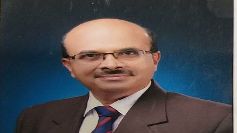 Dr. digambar shirke is new vice chancellor of shivaji university kolahpur from today