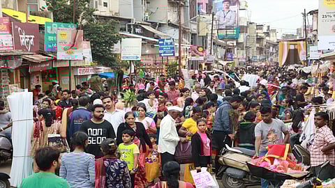 साताऱ्यात गणेशोत्सव खरेदीसाठी बाजारपेठ फुल्ल
