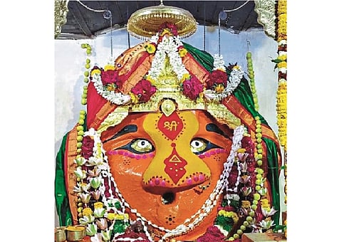 navratra celebration at renuka mata temple at mahurgad