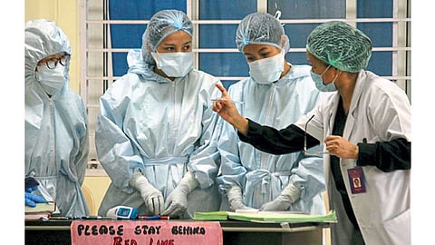 1Medical_Employee.jpg