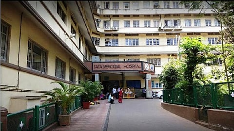 मुंबईतील कर्करोगग्रस्तांमध्ये कोव्हिड मृत्यूचे प्रमाण सर्वाधिक; रोगप्रतिकारक शक्ती कमकुवत झाल्यामुळे वाढता धोका