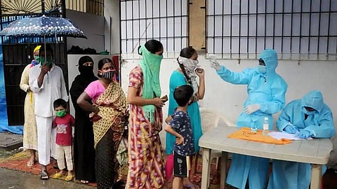 कोरोनाच्या दुसऱ्या लाटेची शक्यता कमी; डॉ. ईश्वर गिलाडा यांचे मत