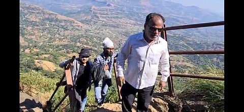 Madhav Pandharinath Sonawane from Ghargaon went to the Sahyadri peak