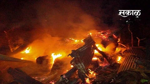 A gas cylinder exploded in Shirdi, setting the house on fire