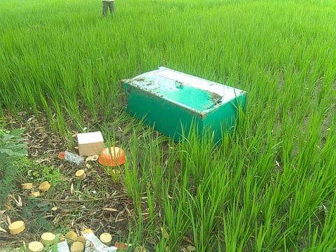 Thieves pick up jewelry vault ..