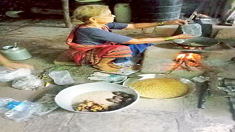 कार्पोरेट क्षेत्रातही चाफळच्या चूलवालेबाबांचे मार्केट