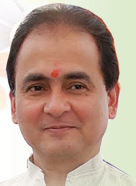माजी पालकमंत्री डी. पी. सावंत 