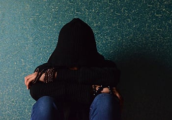 डिप्रेशन झालंय नॉर्मल; ज्येष्ठ नागरिक विळख्यात 