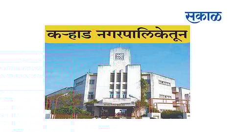 कऱ्हाड पालिकेत 56 लाखांच्या बिलावरुन गदाराेळ; मुख्याधिका-यांच्या उत्तरावर सदस्य असमाधानी