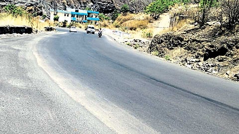The construction of the Ahilyanagar-Shirdi road will now use asphalt paving, with work scheduled to be completed in two years.