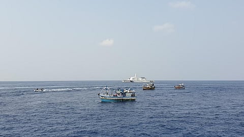 अरबी समुद्रात 3 हजार कोटींचे ड्रग्ज तटरक्षक दलाकडून जप्त