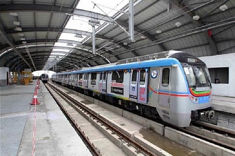 मुंबई : मेट्रो 2 ए आणि मेट्रो 7 ची ट्रायल जुलै 2020 मध्ये