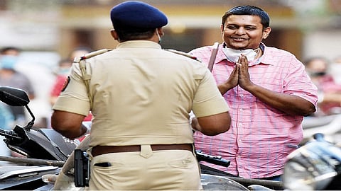 मुंबईत मास्क न घालणाऱ्यांवर गुन्हे दाखल करण्यास सुरु, गोवंडीत गुन्हा दाखल