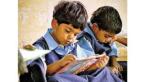 पहिल्या दिवशी गणवेशाची परंपरा खंडित
