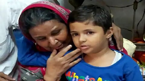 भिवंडी इमारत दुर्घटनाः ९ वर्षांचा शादीक पोरका,आई- वडिलांसह ३ बहिणींचा मृत्यू