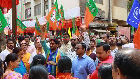 local Party workers in hadapsar Vidhansabha Supports Yogesh Tilekar