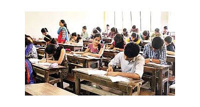 Students are not forced to wear masks during the exam period