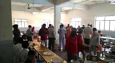 Violation of the ban due to more than fifty brides