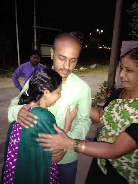 सात वर्षांनंतर आई-मुलाची  "माऊली' कृपेने झाली भेट 