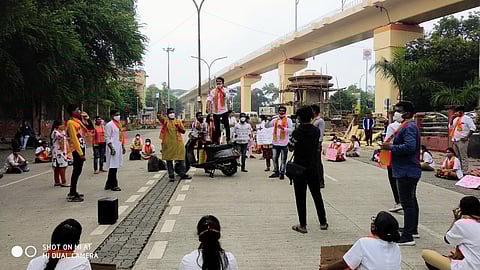 Service salary to be paid to nursing trainees