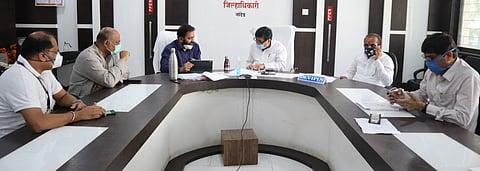 ashok chavan 11-04.jpg