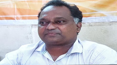 attain suicide a social reformer mr. naresh bhore in ichalkaranji in kolhapur