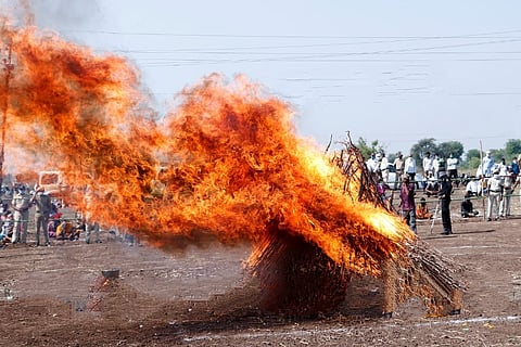 cremation in buldana on the brave son.jpg