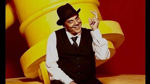 Dharmendra completes 60 years in bollywood and shares a sweet 