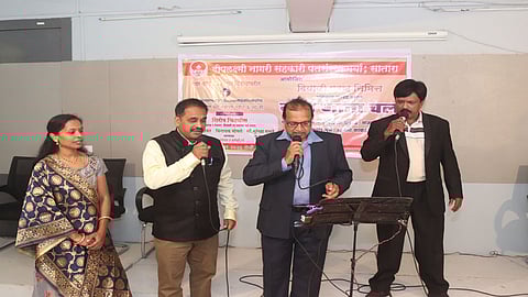 पहाटेच्या सुखद गारव्यात रसिकांनी घेतला ऑनलाइन गाण्यांचा आस्वाद